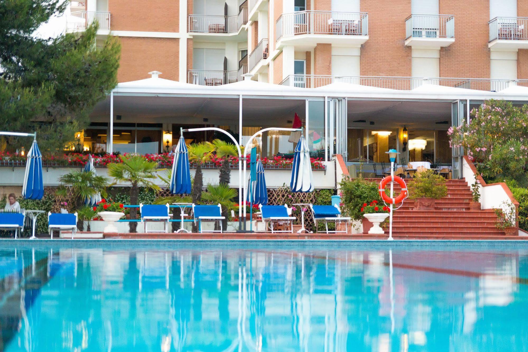 Hotel Principe Μπιμπιόνε Εξωτερικό φωτογραφία